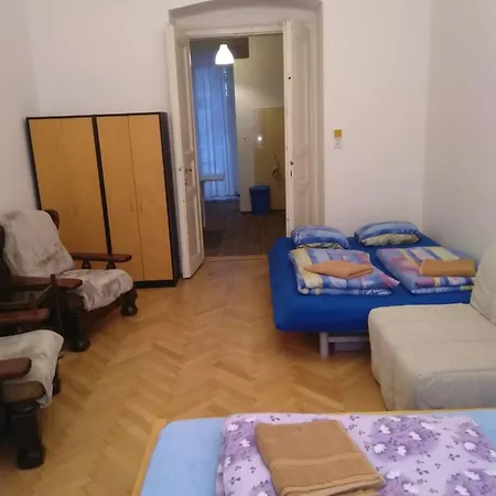 Comfy In Good Area Apartment Prague
