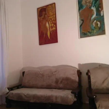 Comfy In Good Area 아파트 프라하